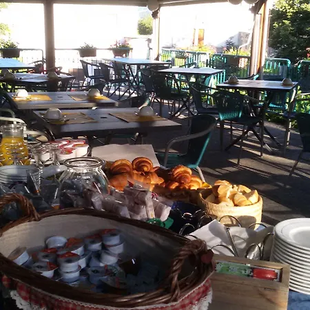 National Ξενοδοχείο 2*