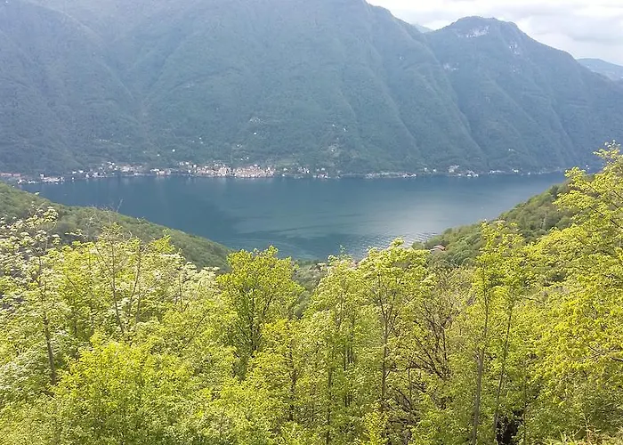 Otel National Zelbio